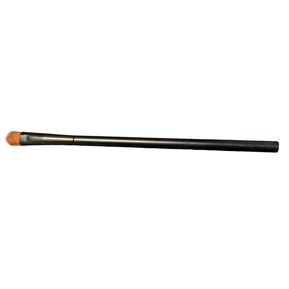 EUC NARS # 49 Wet/Dry Eyeshadow Brush